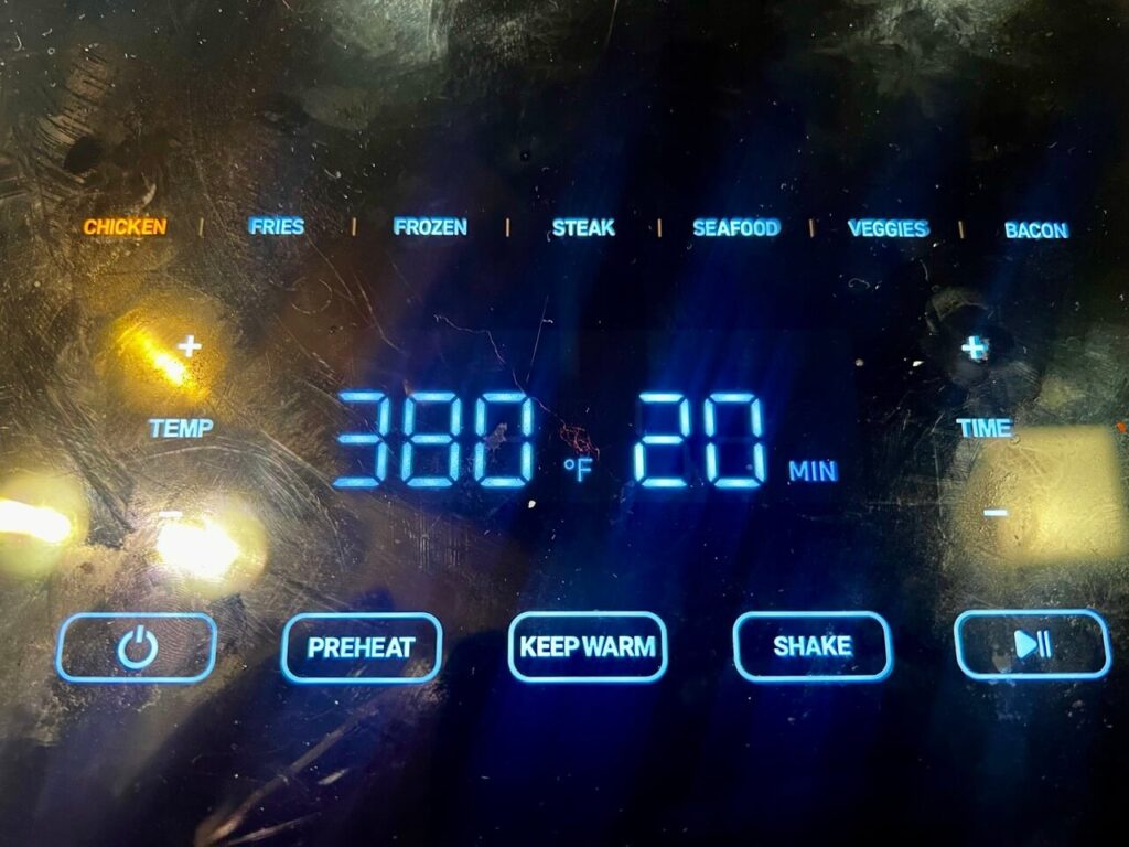 Air Fryer Chicken Thighs Cooking Settings
